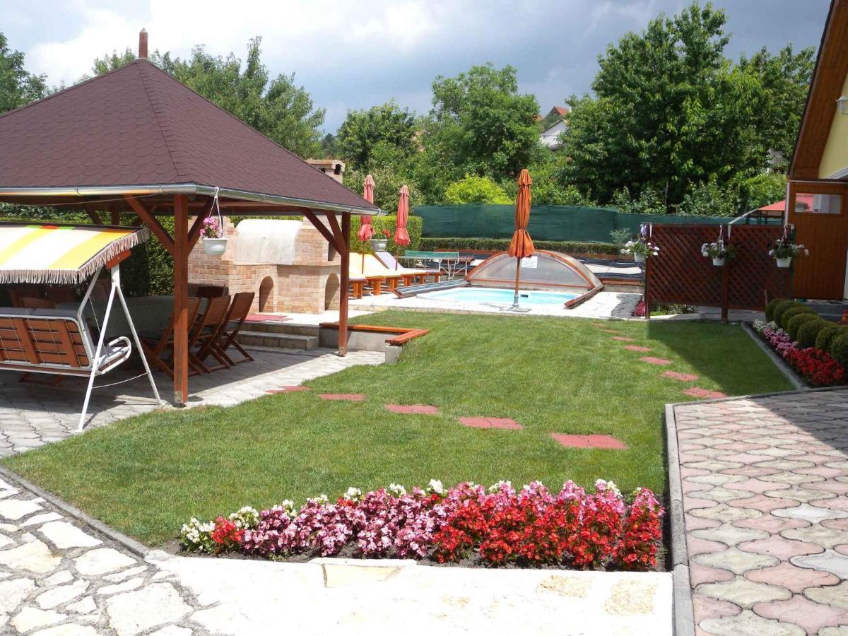 Holiday Home Balatonfuzfo/Balaton 18798 Екстер'єр фото